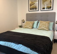 Family Home -Best Of South Bank with Car Park