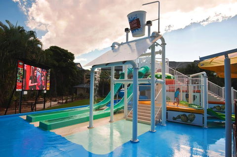 FAMILY PARADISE - Accommodation Brisbane 3