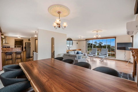 FAMILY With Children Of All Ages - Water/Bridge View - Accommodation Brisbane 2