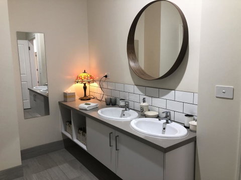 Farmers Arms Heritage Cottage - Accommodation Brisbane 2