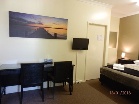 Flying Spur Motel - Accommodation Brisbane 2