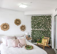 Forest themed APT in the Heart of Brisbane CBD - Accommodation Brisbane