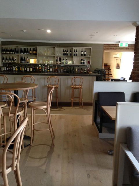 Francis Phillip Motor Inn And The Lodge - Accommodation Brisbane 3