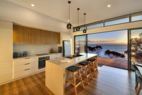 Freycinet Coastal Retreat - Accommodation Brisbane 1