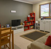 Friends at McLaren Vale - Accommodation Brisbane