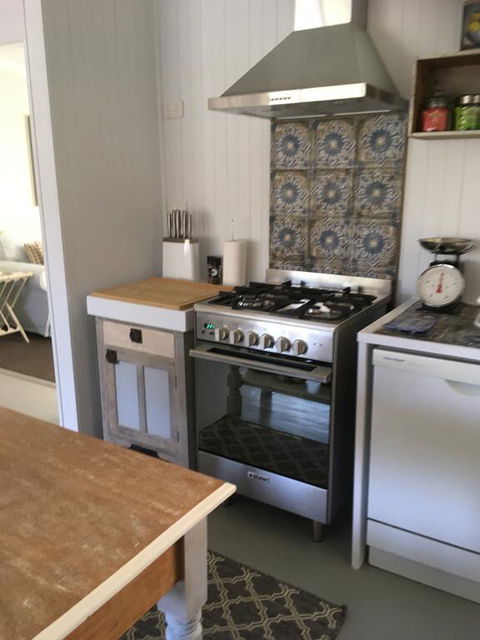 Georges At Hepburn - Accommodation Brisbane 1