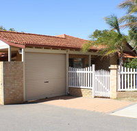 Geraldton Luxury Retreat 2 - Accommodation Brisbane