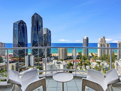 Gold Tower 20th Level Suite With Kitchenette - Accommodation Brisbane 3