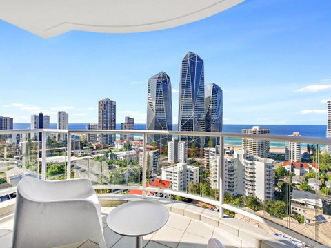Gold Tower Private 2 Bedroom Dual Key - Accommodation Brisbane 0