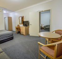 Golden Guitar Motor Inn - Accommodation Brisbane