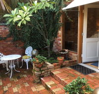 Gorgeous studio 2 minutes from the heart of Subiaco - Accommodation Brisbane