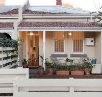 Gorgeous Subiaco cottage - Accommodation Brisbane