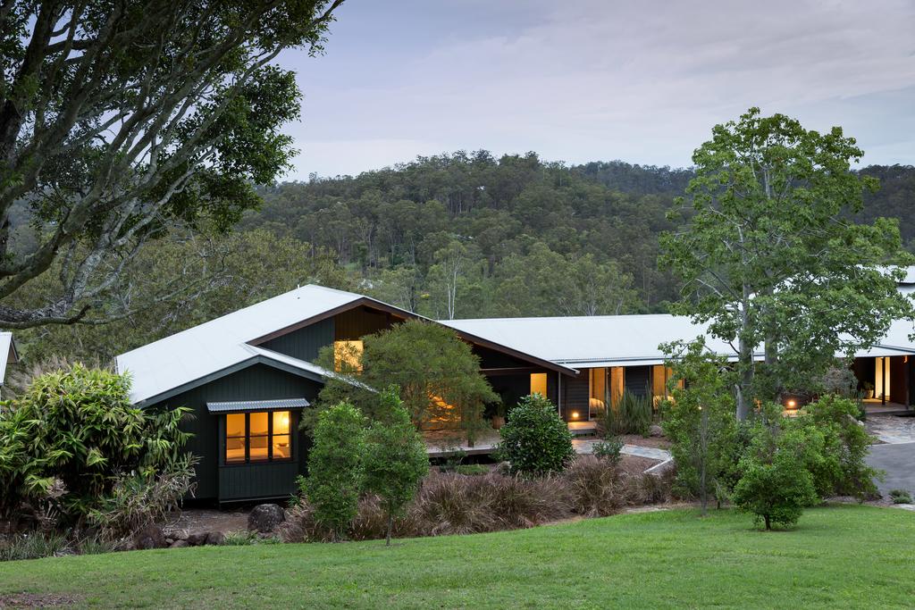Pullenvale QLD Accommodation Brisbane