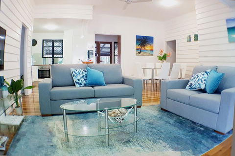 Great Northern Beach House - Accommodation Brisbane 0