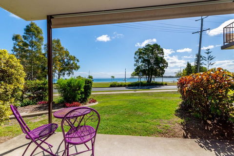 Ground Floor With Water Views And Pool! - Accommodation Brisbane 0