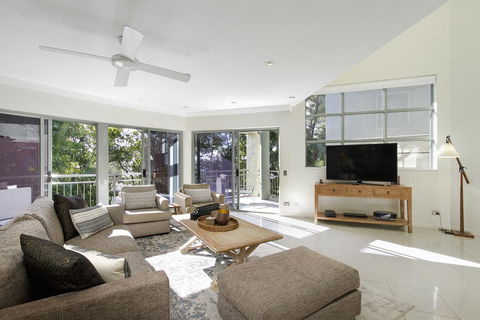 Hastings Park Apartment 1 - Accommodation Brisbane 1