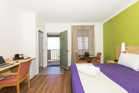 Hedland Hotel - Accommodation Brisbane 3
