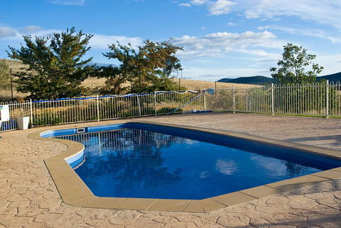 Hermitage Hill Country Retreat - Accommodation Brisbane 1