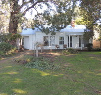 Heronswood Cottage - Accommodation Brisbane