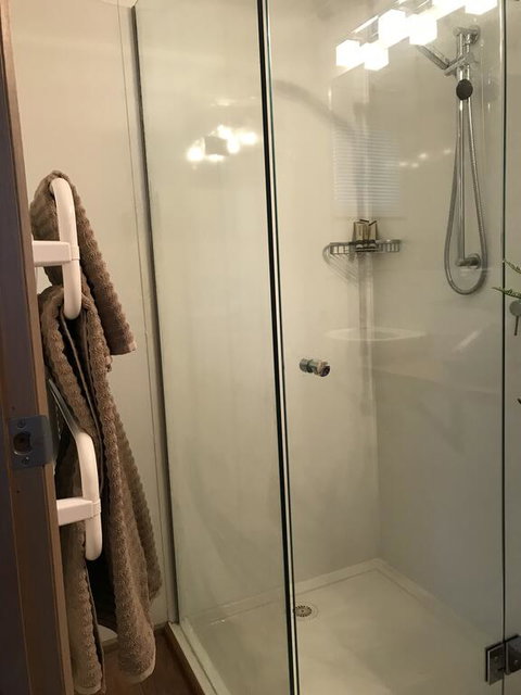 Hetos Hut - Accommodation Brisbane 1