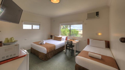 Hi-Way Motel Grafton - Accommodation Brisbane 1