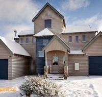 High Plains Drifter - Accommodation Brisbane