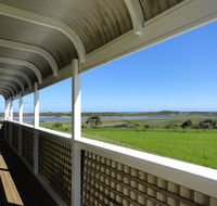 High View Family Cottages - Accommodation Brisbane