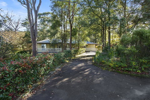 Hilldo - Lovely Mountainside Accommodation - Accommodation Brisbane 0