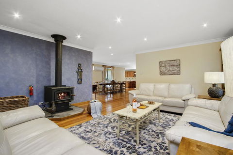 Hilldo - Lovely Mountainside Accommodation - Accommodation Brisbane 1