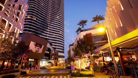Holiday Holiday The Oracle - Accommodation Brisbane 3