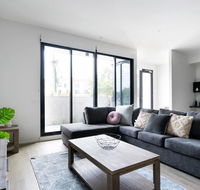 HOLIDAY HOME 3BR TOWNHOUSE with WIFI NEAR HIGHPOINT - Accommodation Brisbane