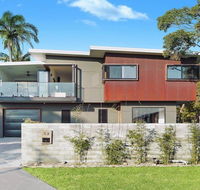 Horizons at Currarong - architecturally designed beach house
