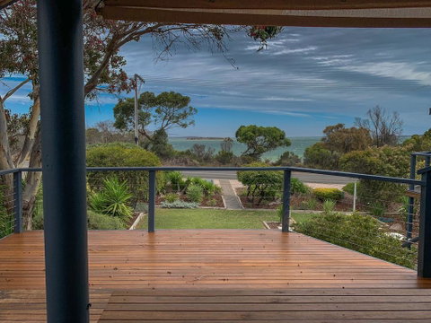 Island View 2 - Accommodation Brisbane 1