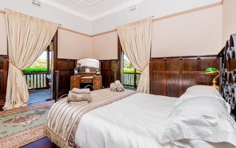 Ithaca - Accommodation Brisbane 3