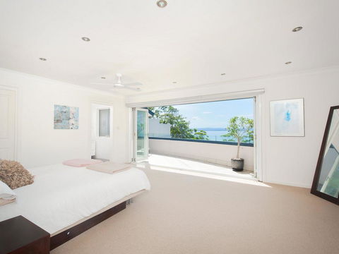 Jacaranda Blue @ Corlette - Accommodation Brisbane 3