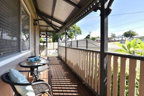 Jasmine Cottage - Accommodation Brisbane 1