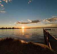Jetty Views - Water views on Raymond island