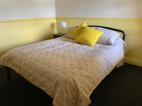 Kellys Top Pub - Accommodation Brisbane 2