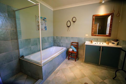 Kiwarrak Country Retreat - Accommodation Brisbane 3