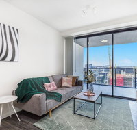 KOZYGURU SOUTH BRISBANE FUNKY 1 BED APT FREE PARKING QSB027-1810