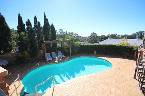 LAGOONA RETREAT - Korora - Accommodation Brisbane 0