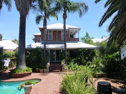 Lakeside Bed & Breakfast - Accommodation Brisbane 0