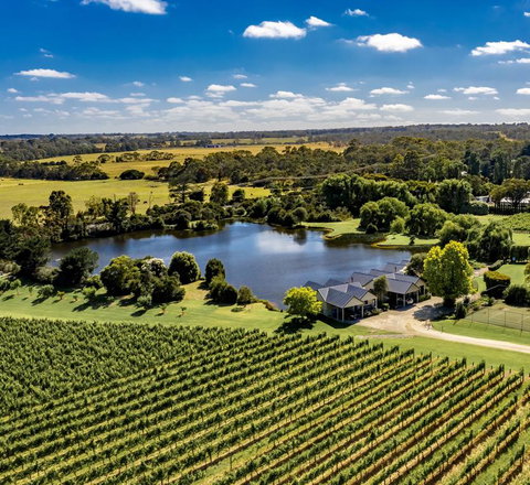 Lakeside Villas At Crittenden Estate - Accommodation Brisbane 1