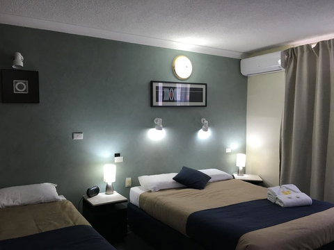 Lakeview Motor Inn - Accommodation Brisbane 3