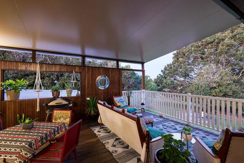 Land Of Lost Treasure - Accommodation Brisbane 2