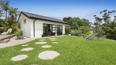 LANIKAI - MOUNT MARTHA - Accommodation Brisbane 1