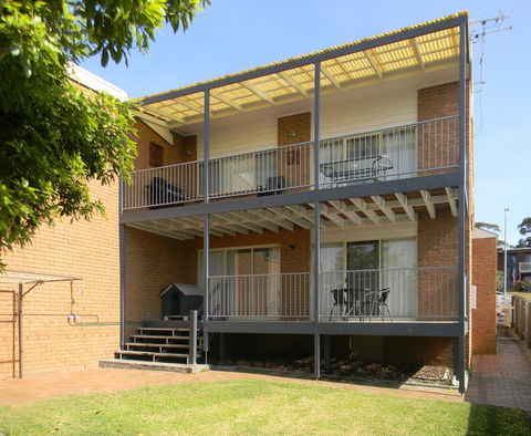 LIFE'S A BEACH - Accommodation Brisbane 0