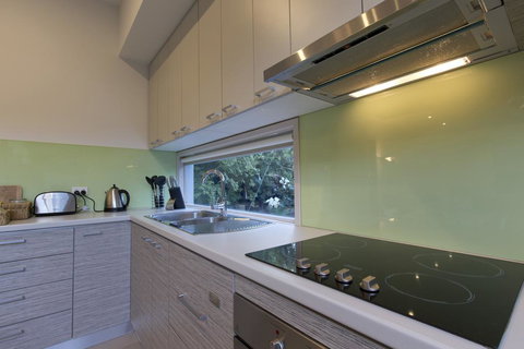 Limetree Hideaway - Accommodation Brisbane 3