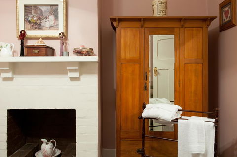 Linfield Cottage - Accommodation Brisbane 3