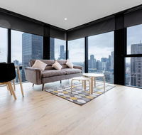 Luxury 2bed2bath apt in the heart of MelCollins - Accommodation Brisbane